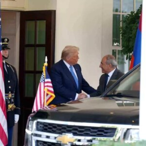 pasinyan trump ve aliyev ile beyaz sarayda gorusecek pujSZfSM