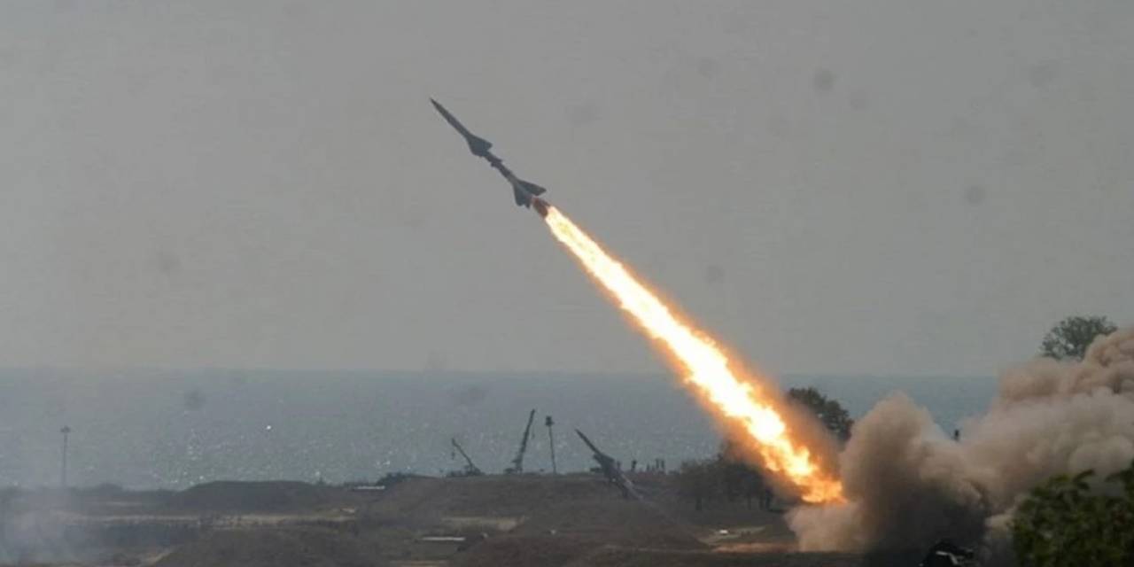 husilerden tel avive hava saldirisi binlerce israilli siginaklara kacti IVvpZekC