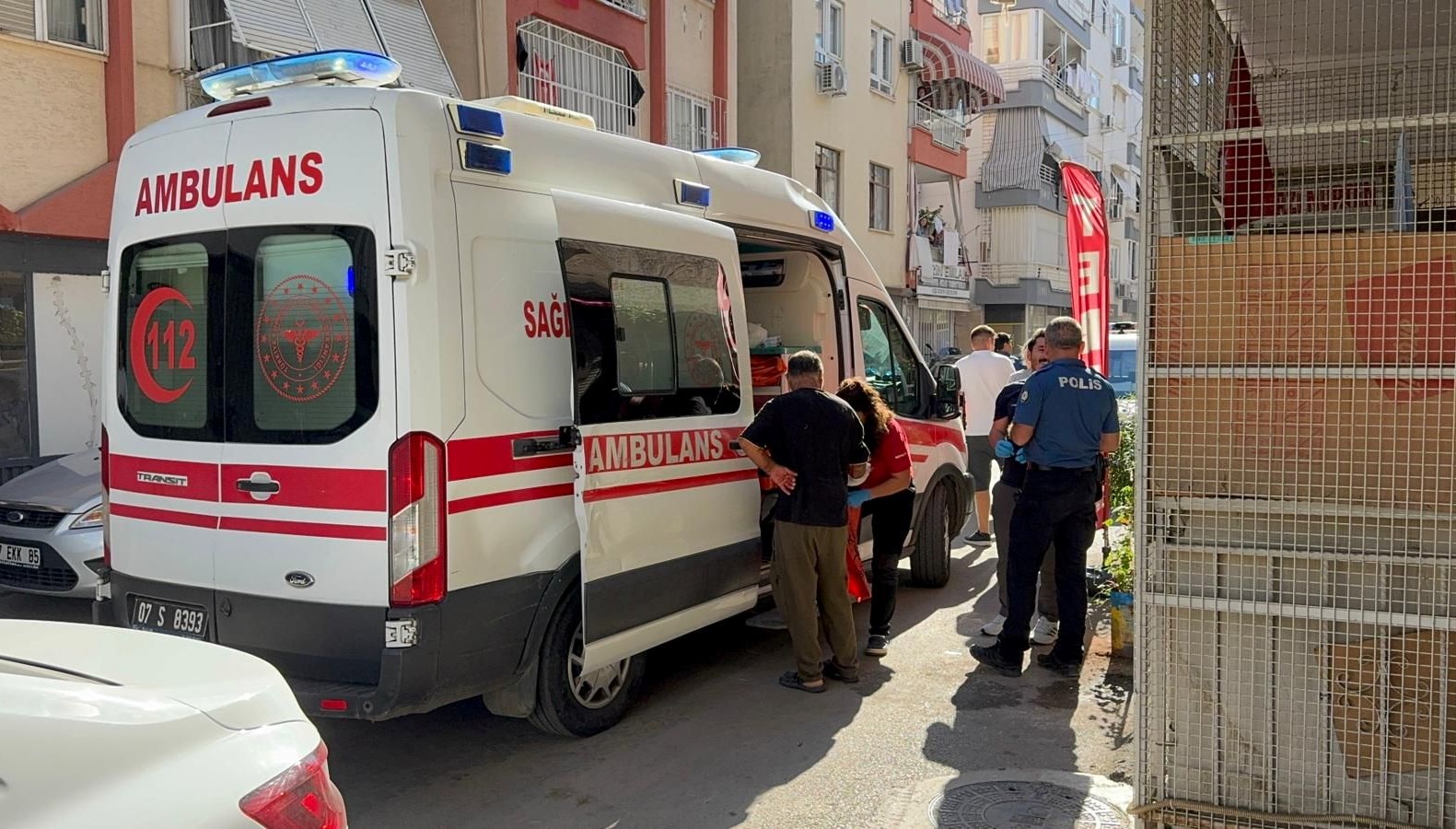 antalyadakomsu kavgasi kanli bitti Lf1vNkZ6