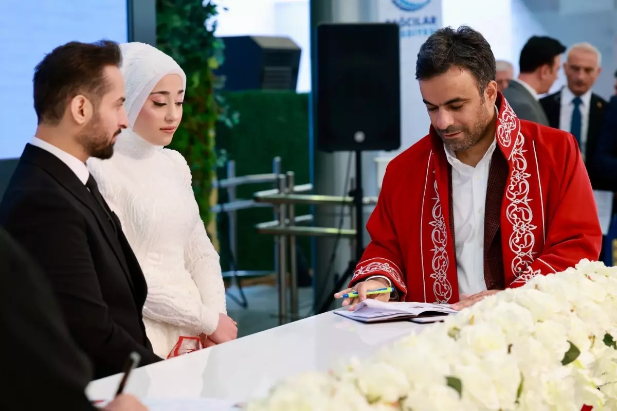 bagcilarda 30 toplu dugun soleni xZF9iWRH