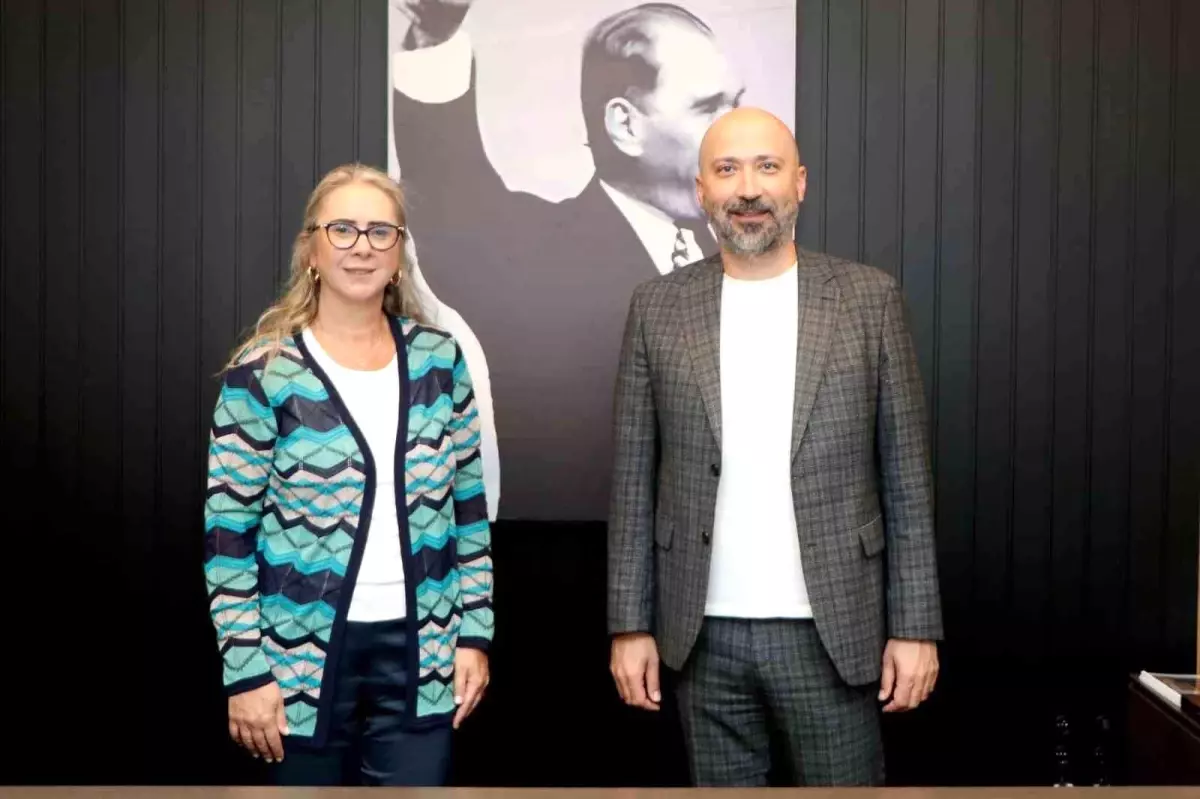 ceyda bolunmez cankiridan soke belediye baskanina destek ziyareti l59a7b4H