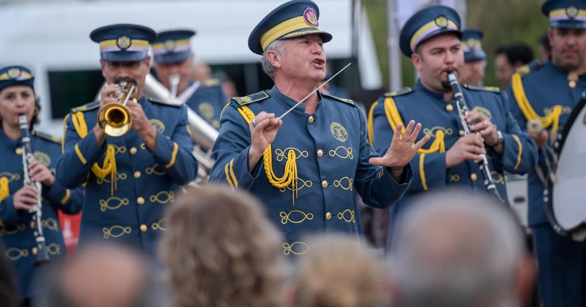 izmirde cumhuriyet kutlamalari devam ediyor BlWRBIUr.webp