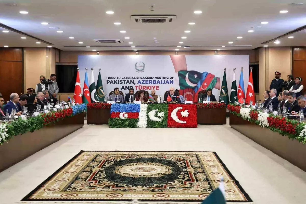 tbmm baskani kurtulmus atilan adimlar uluslararasi toplum icin onemli bir umit isigini teskil etmistir pqlIsLrP.jpg