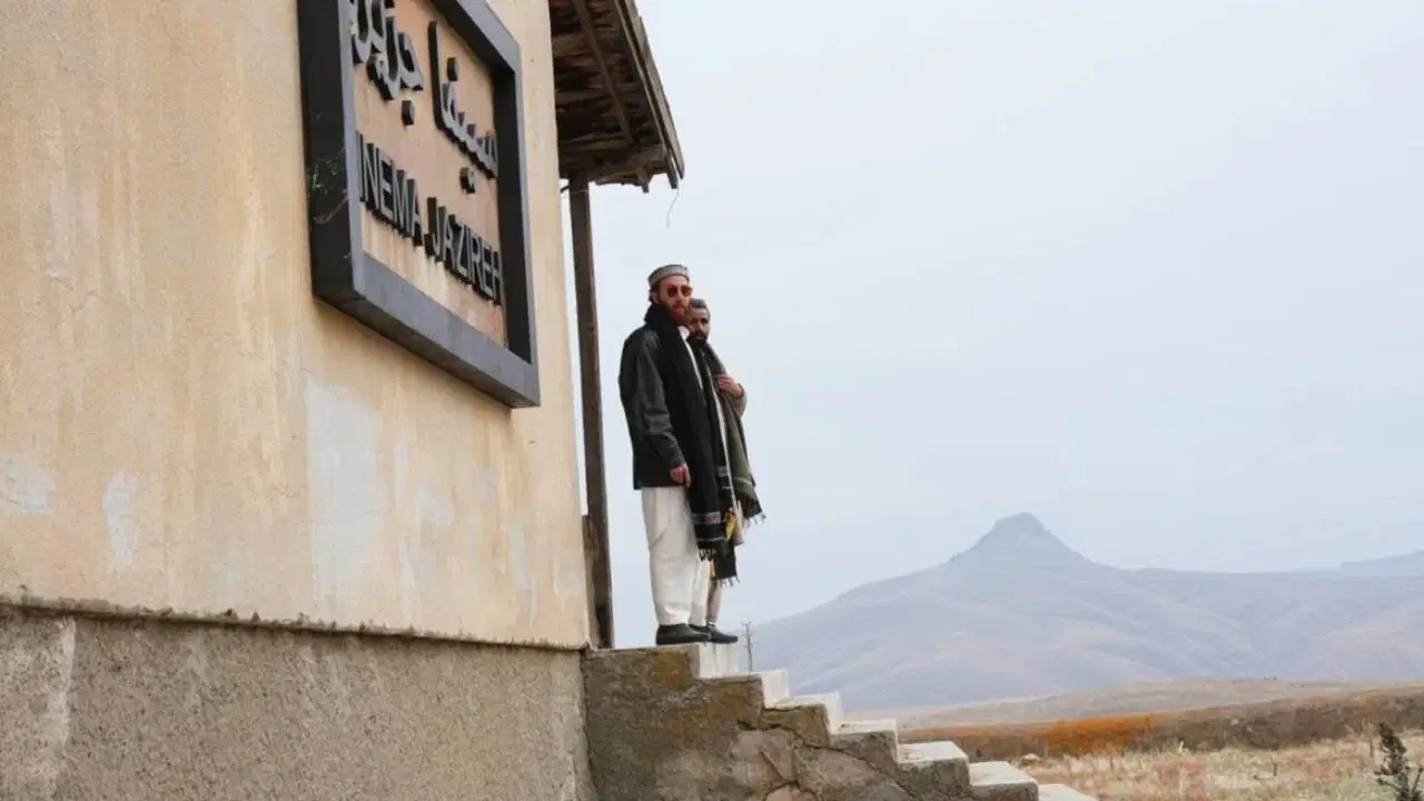 gozde kuralin yonetmenligini yaptigi film valenciadan odulle dondu cinema jazireh her yerde FhZNdCqL.jpg