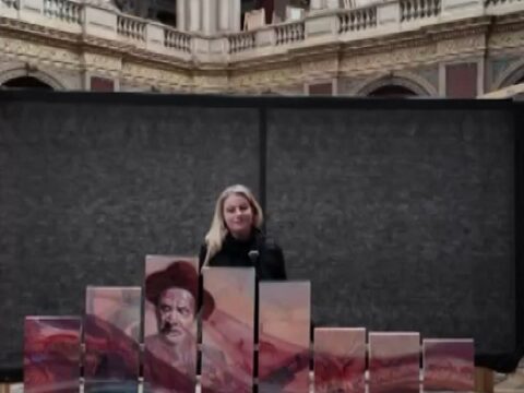 Rus Sanatçının Aşık Veysel Portresi Uluslararası Ödül Kazandı