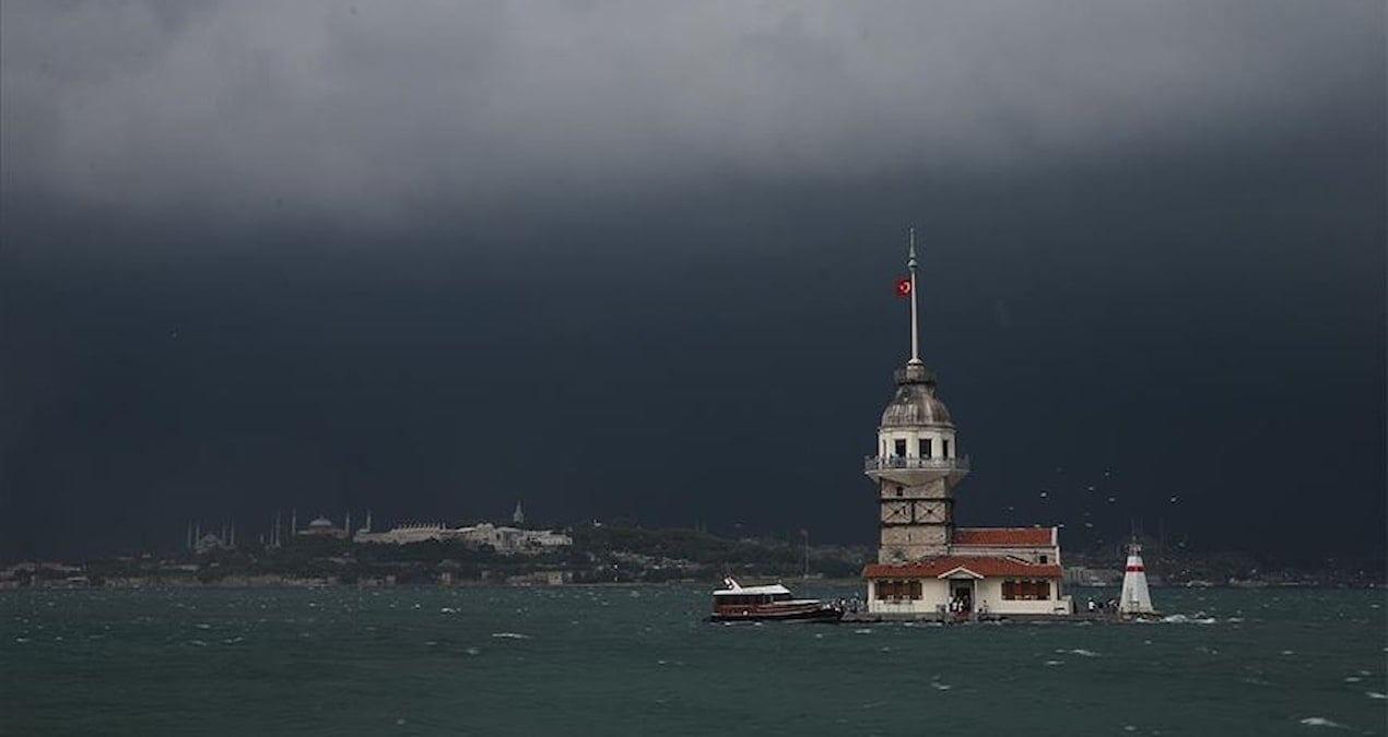 İstanbul’da Beklenen Yağışlar Başladı: Meteoroloji ve Yetkililerden Uyarılar