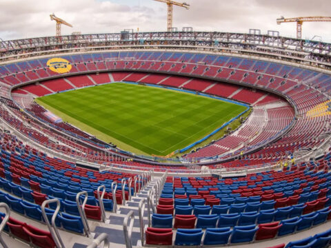 Barcelonada aci olay camp nou insaatinda bir isci hayatini kaybetti vb6qpqKm