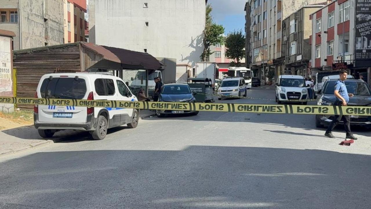 Esenyurt’ta kanlı pusu: 2 kişi silahla vuruldu Haber gorseli